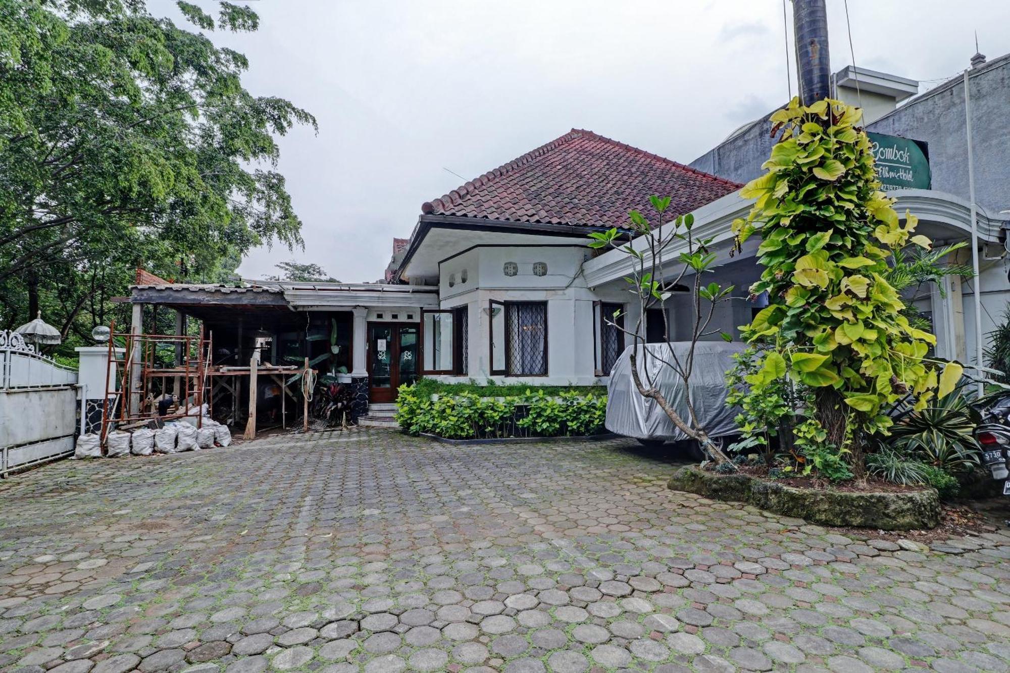 Hotel O Bandung Near Stadion Siliwangi Formerly The Ethnic Hotel Bandung Eksteriør bilde